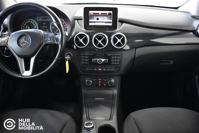 MERCEDES-BENZ B 180 CDI Automatic Executive